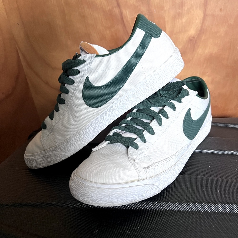 Nike shoes